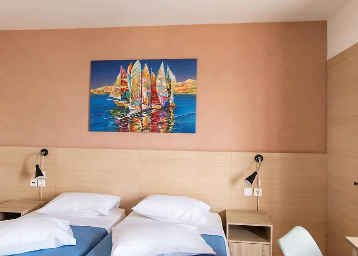 Aparthotel Achilleas