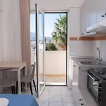 Achilleas Aparthotel 2*