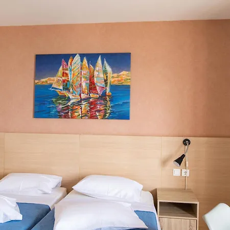 Aparthotel Achilleas