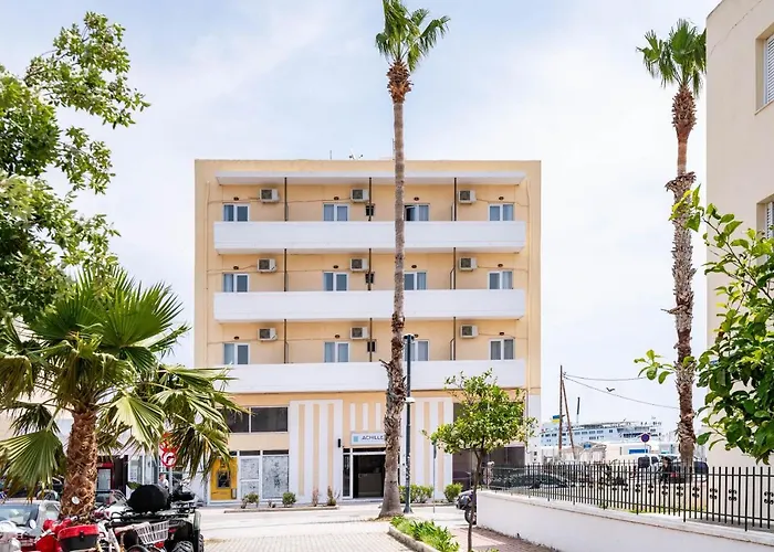 أخيلياس للشقق الفندقية 2*