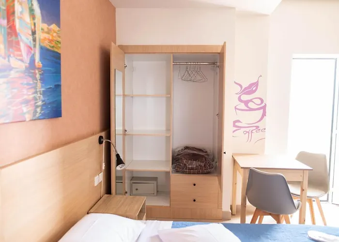 Apart Otel Achilleas İstanköy