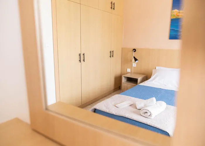 Apart Otel Achilleas İstanköy